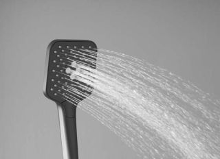 Душевая система Vincea Cube VSFS-1C1GM вороненая сталь