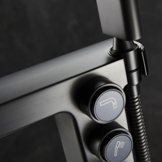 Смеситель Black & White Universe 7562GM для ванны и душа